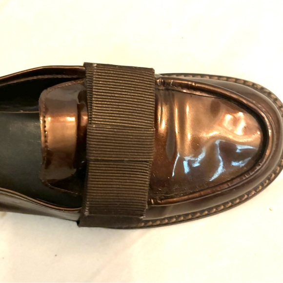 Stuart Weitzman Lottie Bow Loafer NWOT Size 8 - Picture 2 of 6